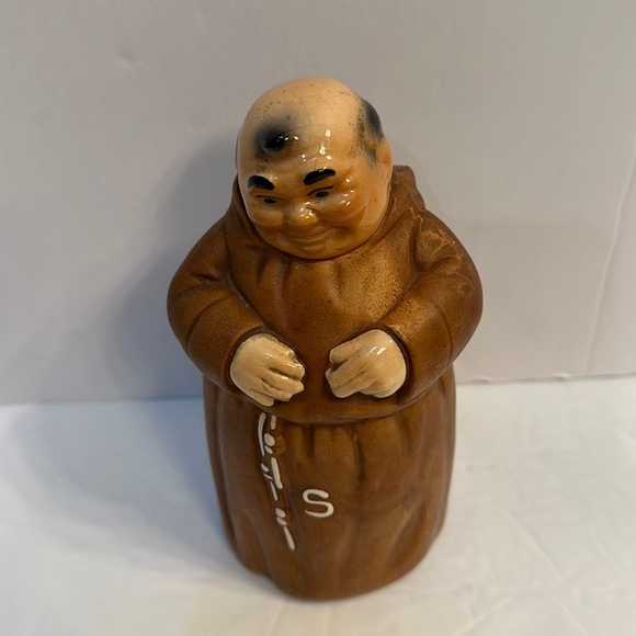 Vintage 1960's Twin Winton Friar/Monk Salt Shaker 6" Tall - Picture 2 of 6